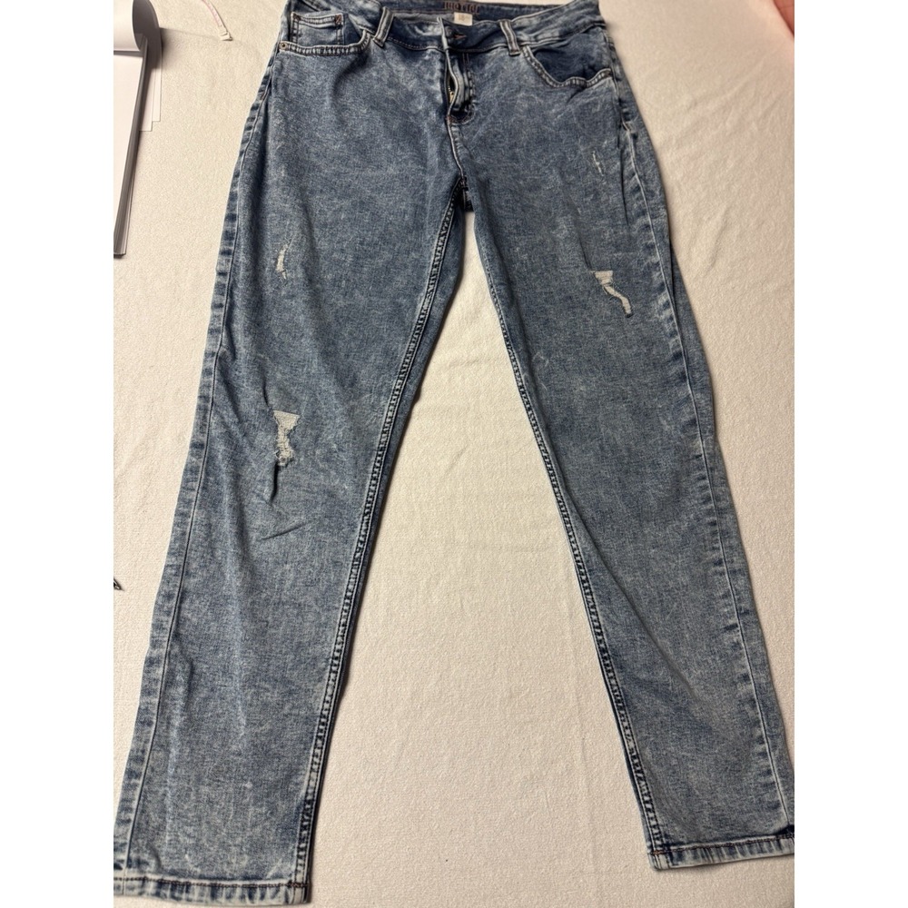 Justice Girlfriend Jeans.‎ Women's Size 18 Plus. Distressed.